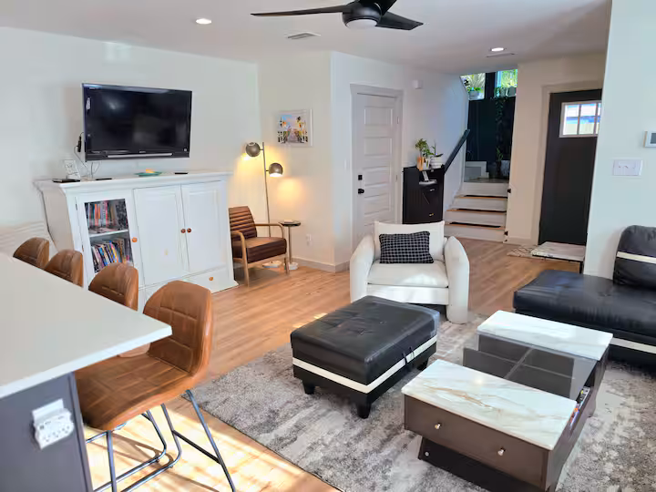 Living area second angle